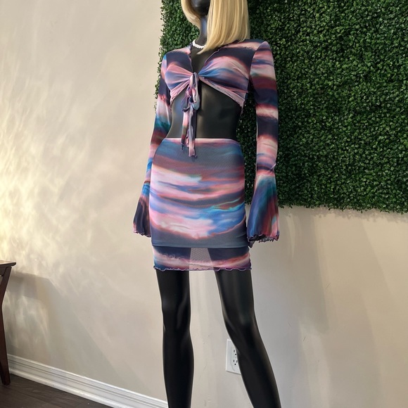 Set (top+skirt) size S & L( on picture size S) condition new without tag. - Picture 3 of 5